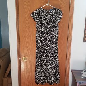NWT Lovely Old Navy Black White Floral Dress Flouncy Sleeves Sz XS
